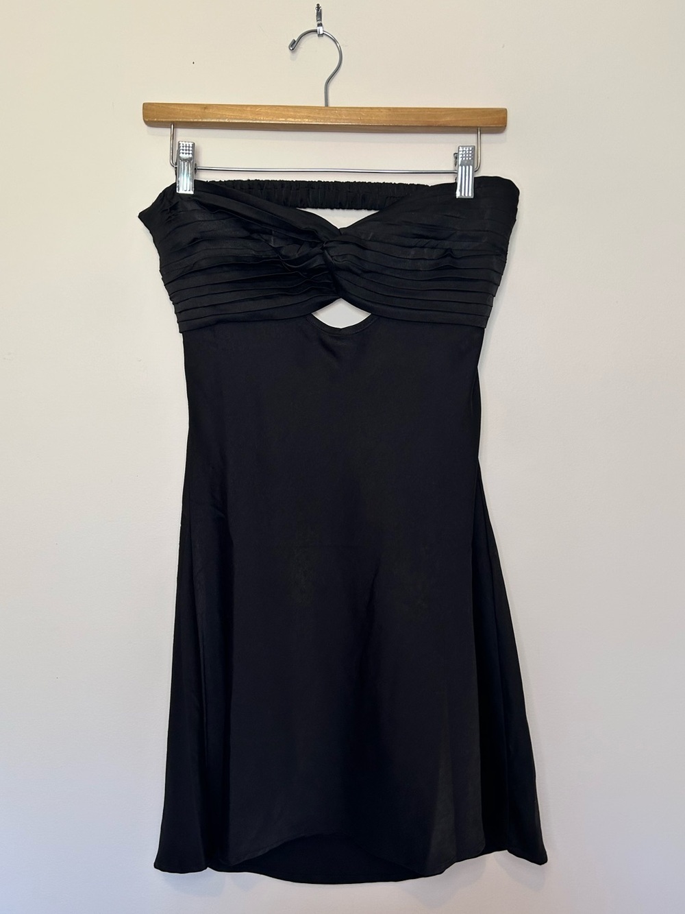 NWT Cotton Candy LA Angelika Silk Dress Black Size Medium Strapless Open Back - Picture 3 of 7
